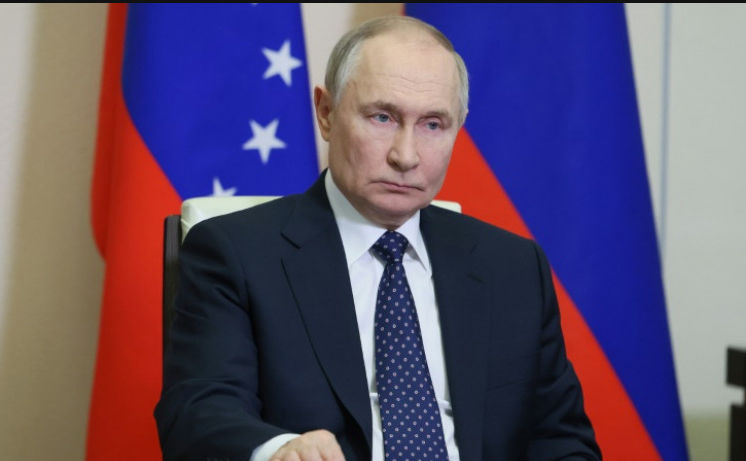 Putin Sebut Rusia Dukung Hak Iran Kembangkan Energi Nuklir